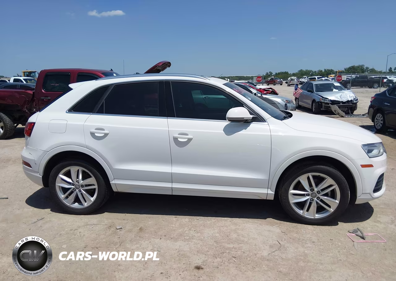 2016 Audi Q3 2.0T Premium Plus VIN:WA1BFCFS3GR003525 - 13