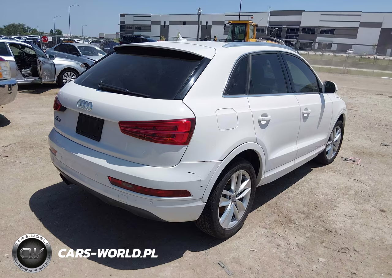 2016 Audi Q3 2.0T Premium Plus VIN:WA1BFCFS3GR003525 - 4