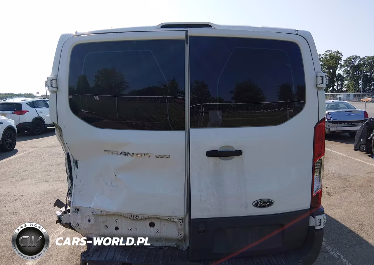 2017 Ford Transit-250 VIN:1FTYR1YM9HKB00085 - 6