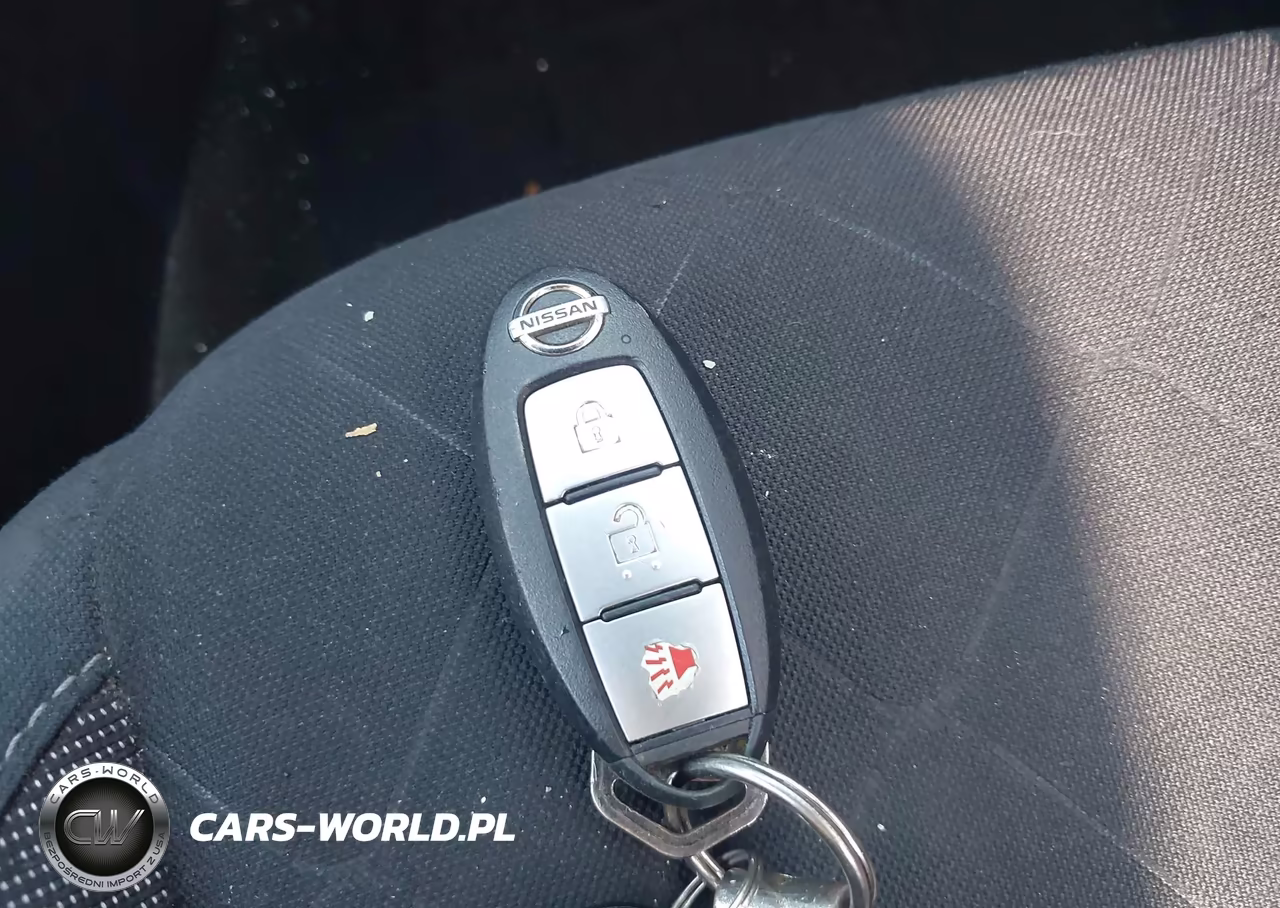 2018 Nissan Kicks S VIN:3N1CP5CU4JL530614 - 11