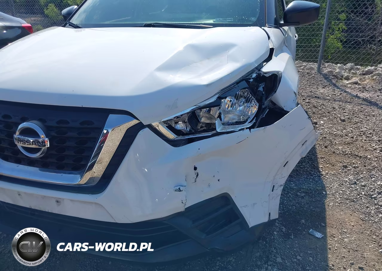 2018 Nissan Kicks S VIN:3N1CP5CU4JL530614 - 6