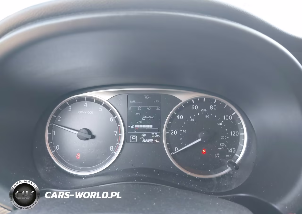2018 Nissan Kicks S VIN:3N1CP5CU4JL530614 - 7