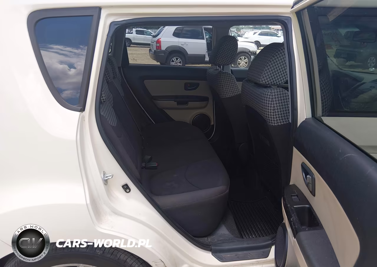 2010 Kia Soul ! VIN:KNDJT2A25A7171505 - 8