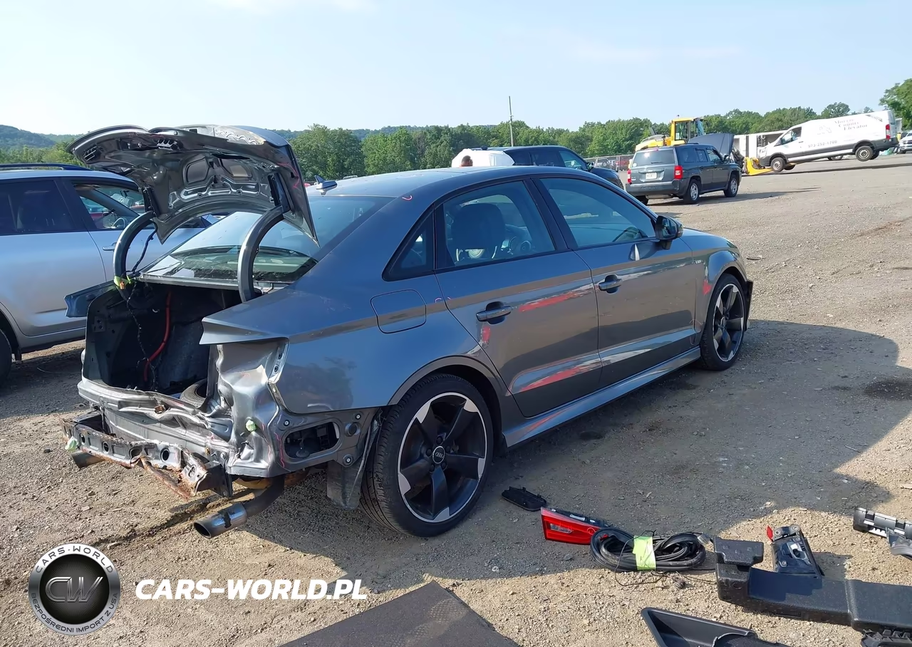 2016 Audi A3 2.0T Premium VIN:WAUB8GFF1G1109297 - 4
