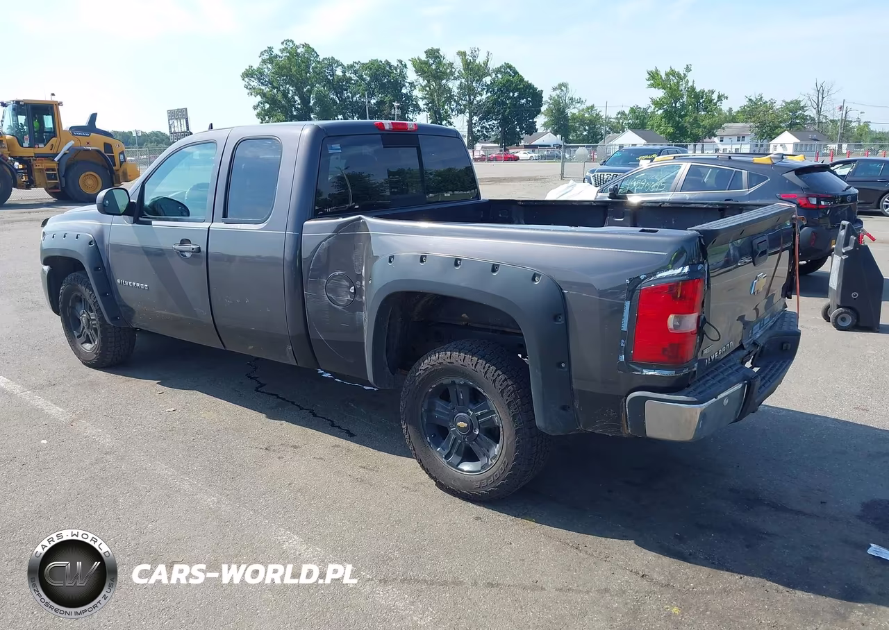 2011 Chevrolet Silverado 1500 Lt VIN:1GCRKSE3XBZ183082 - 3