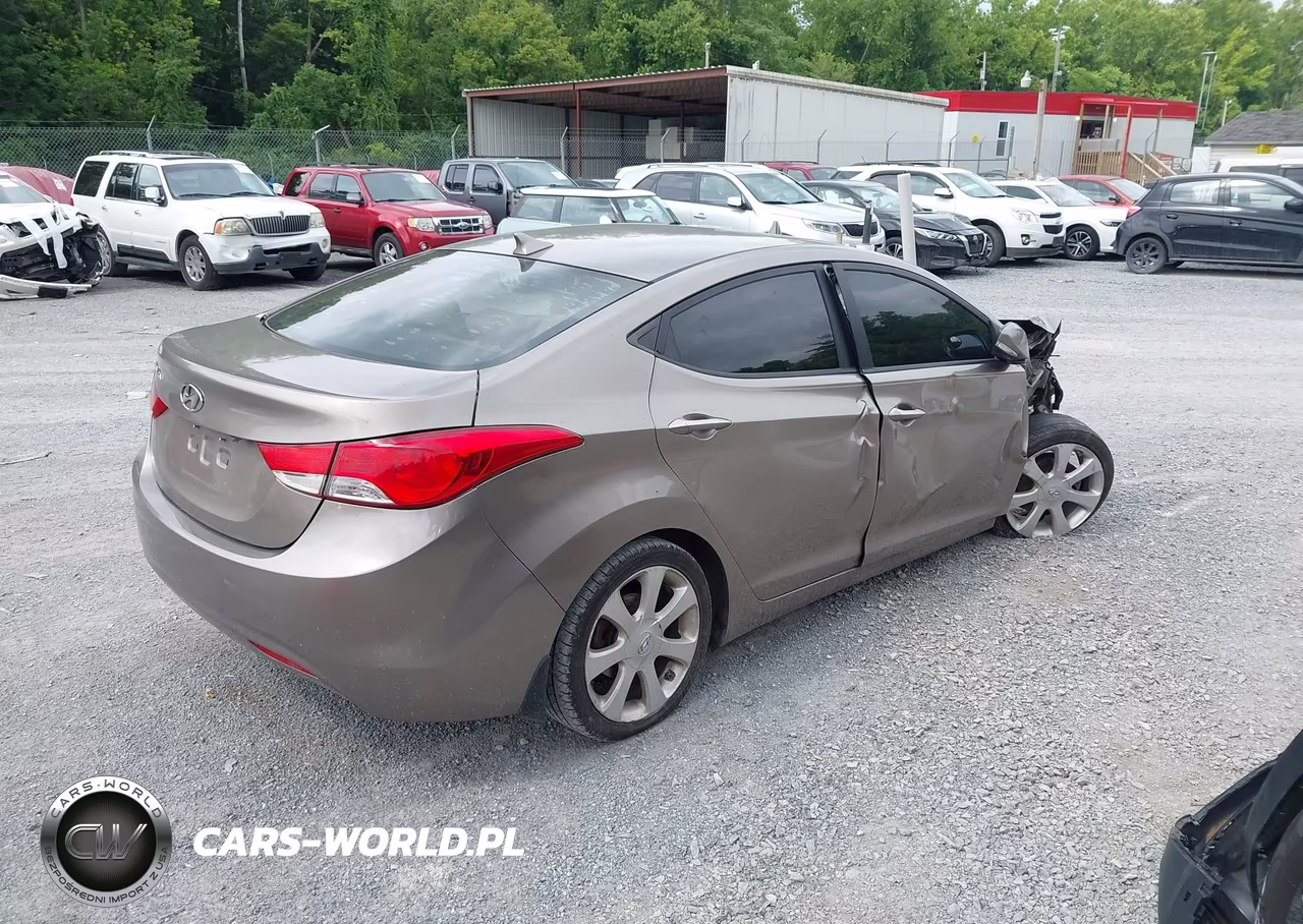 2013 Hyundai Elantra Limited VIN:5NPDH4AE7DH248122 - 4