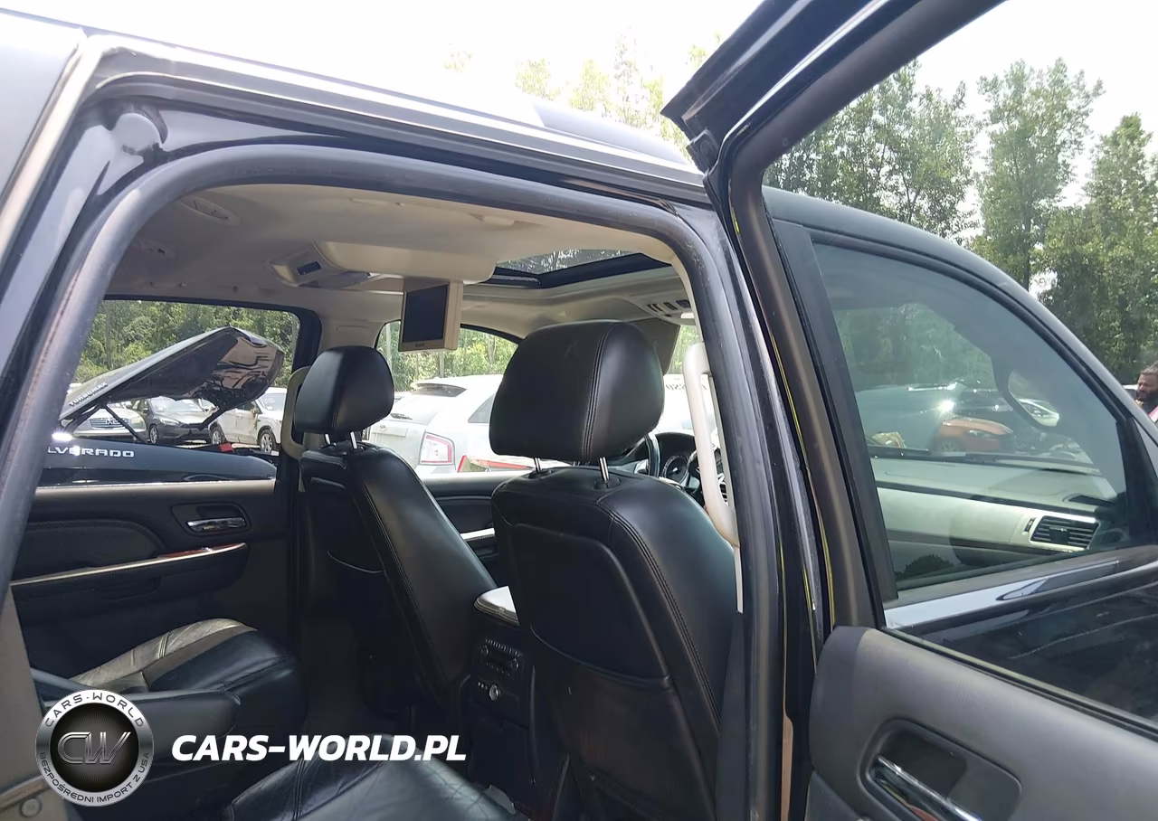 2009 Cadillac Escalade Standard VIN:1GYFK23239R265284 - 8