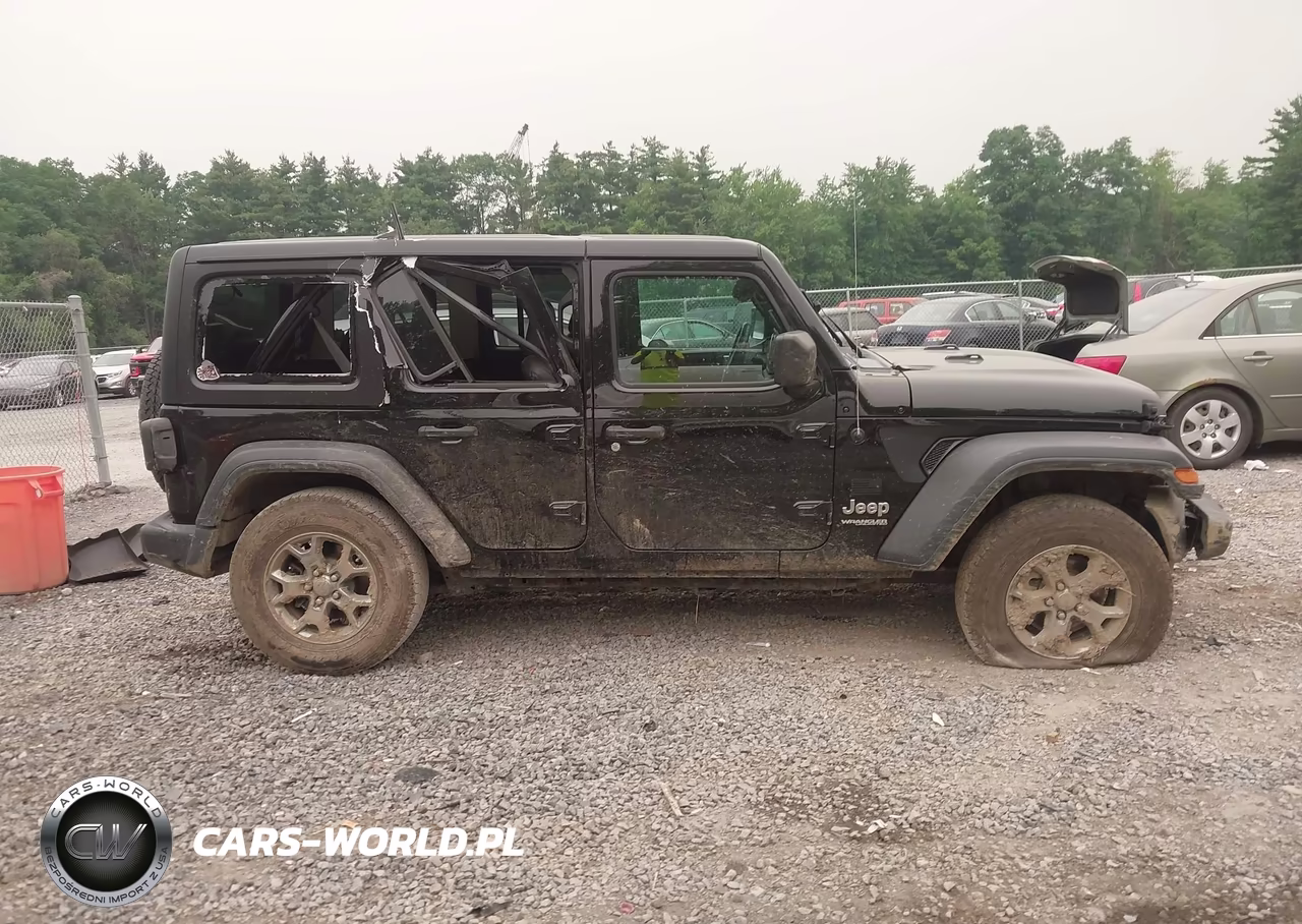 2020 Jeep Wrangler Unlimited Freedom 4X4 VIN:1C4HJXDN7LW245250 - 13