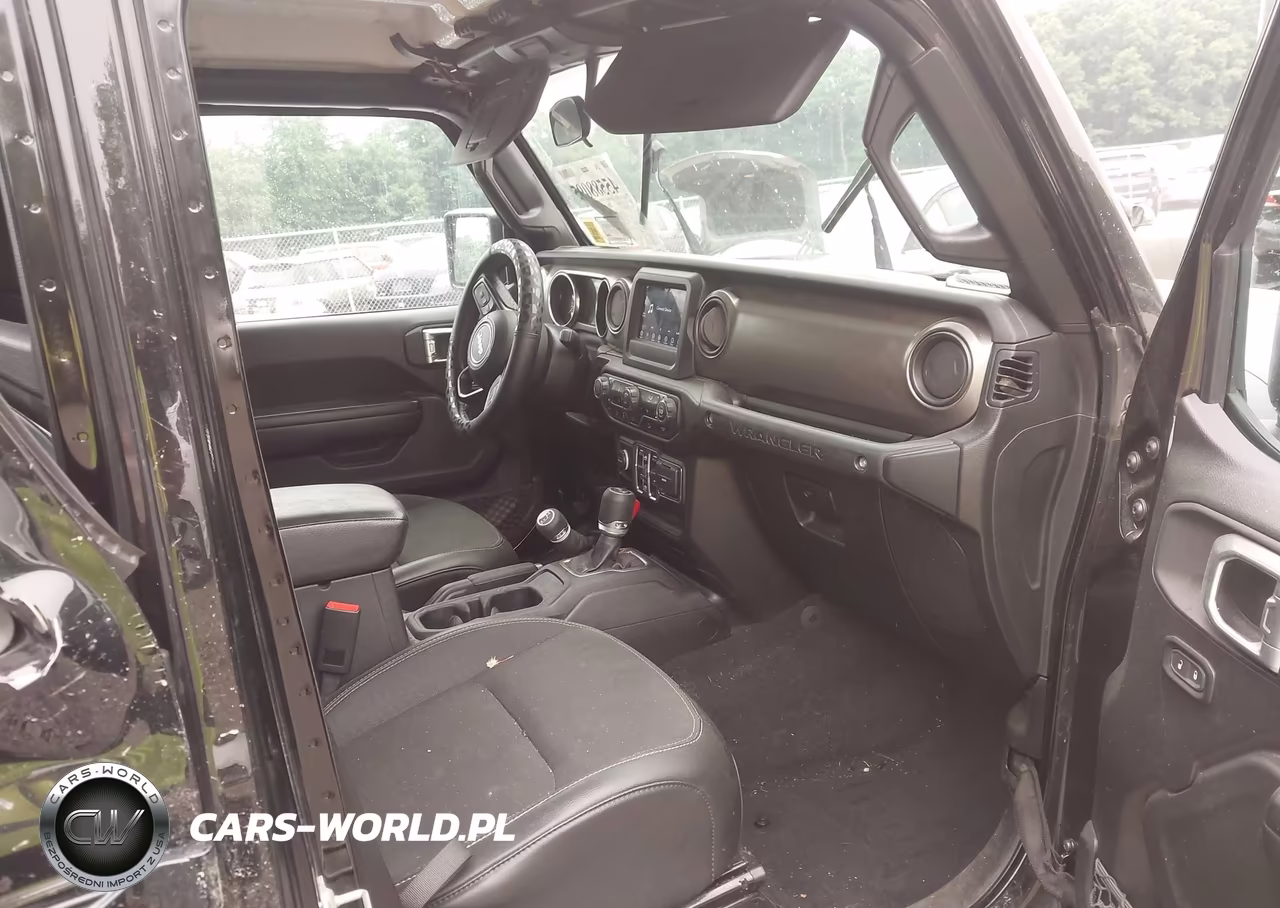 2020 Jeep Wrangler Unlimited Freedom 4X4 VIN:1C4HJXDN7LW245250 - 5