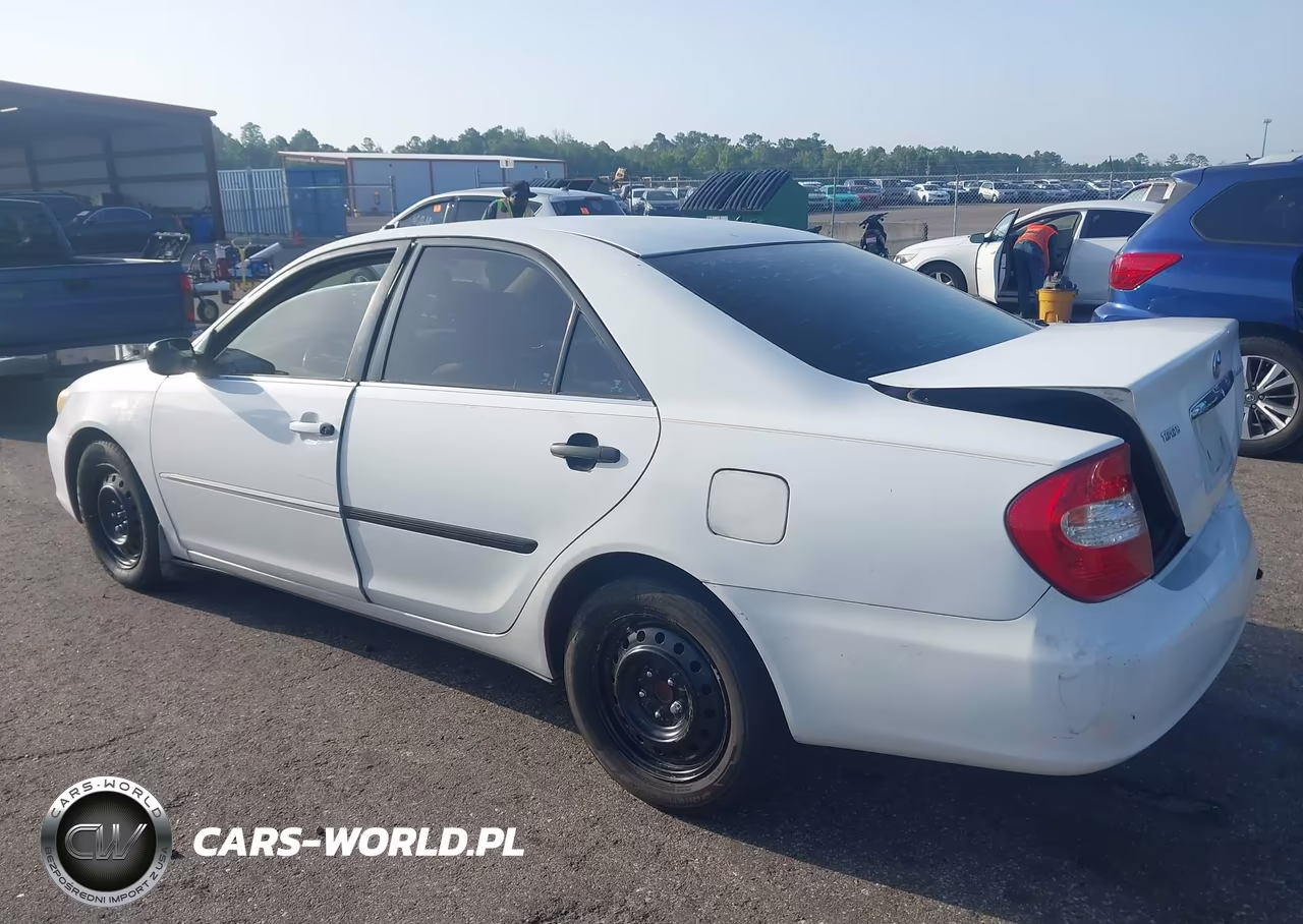 2004 Toyota Camry Xle VIN:4T1BE32K94U305713 - 3