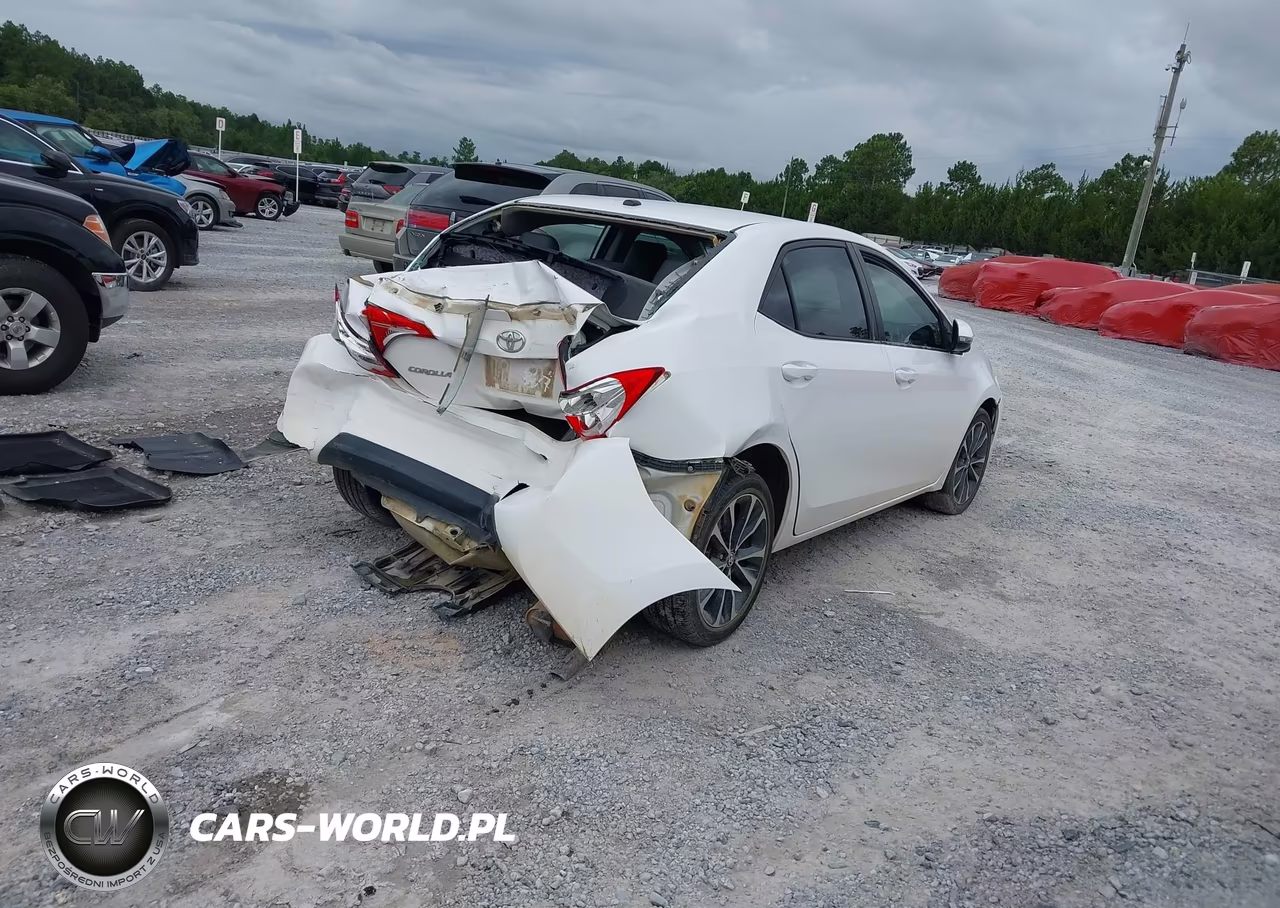 2017 Toyota Corolla Se VIN:2T1BURHE5HC752361 - 4