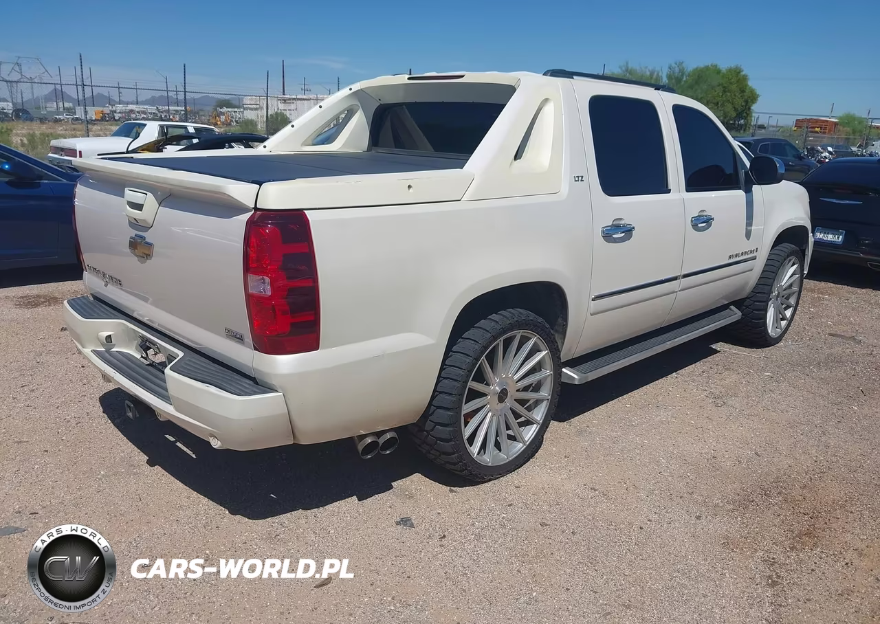 2009 Chevrolet Avalanche 1500 Ltz VIN:3GNEC32009G250043 - 4