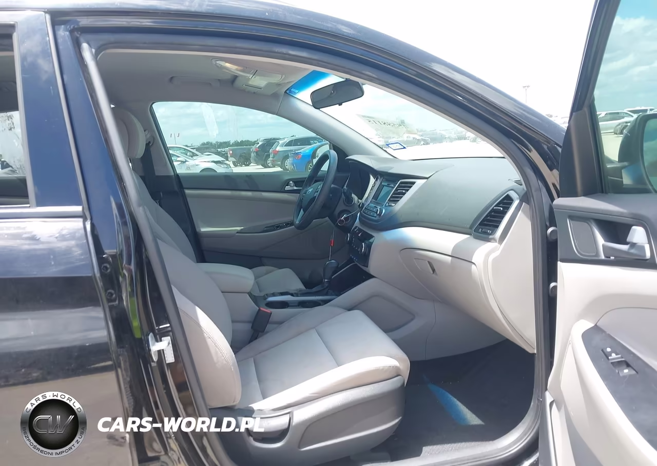 2016 Hyundai Tucson Se VIN:KM8J33A45GU113603 - 5