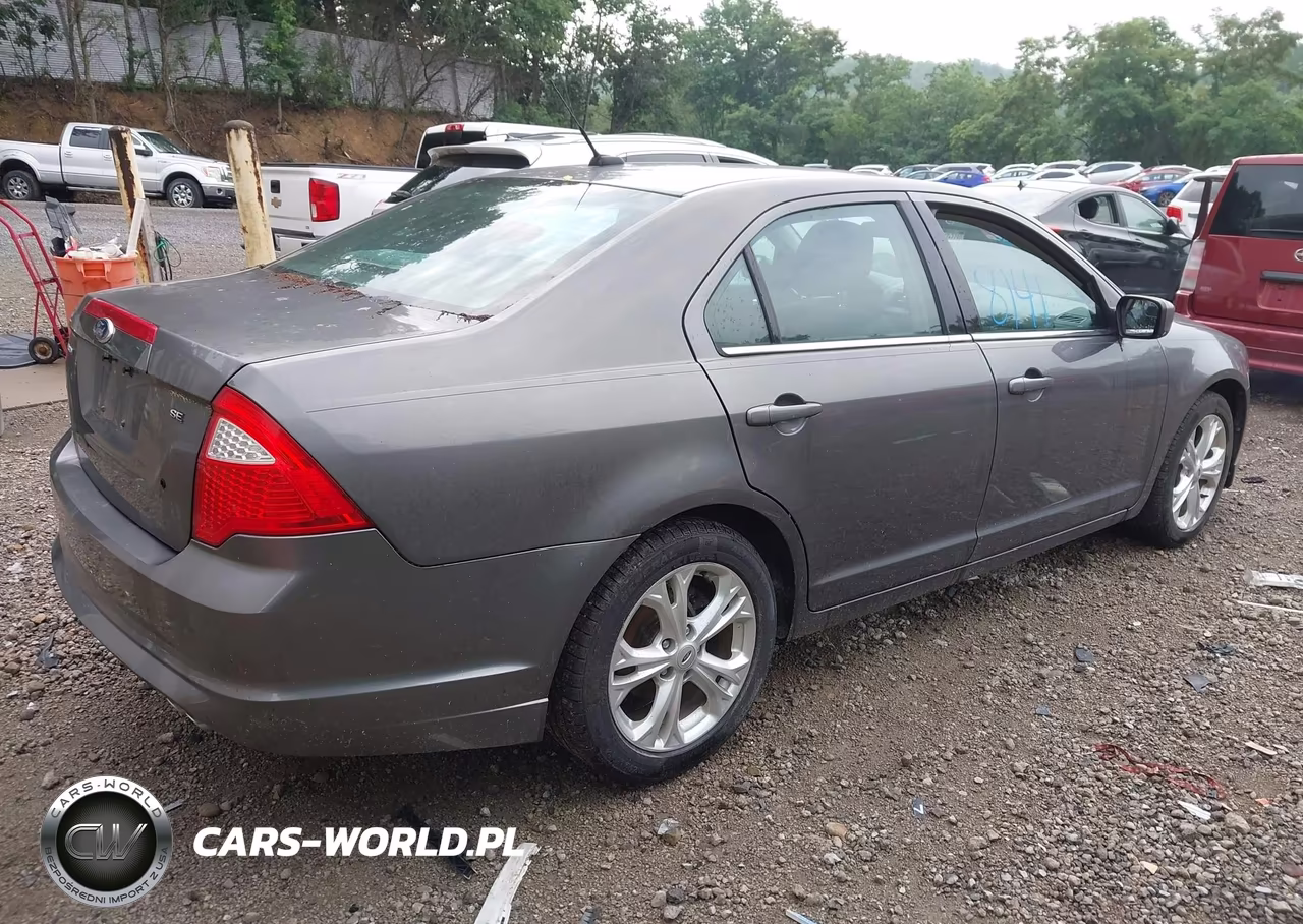 2012 Ford Fusion Se VIN:3FAHP0HA6CR402322 - 4
