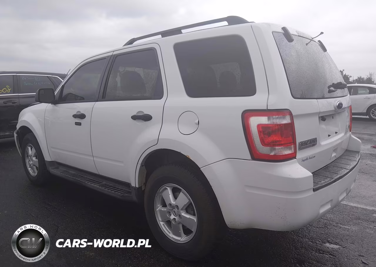 2011 Ford Escape Xlt VIN:1FMCU9DG8BKB73975 - 3