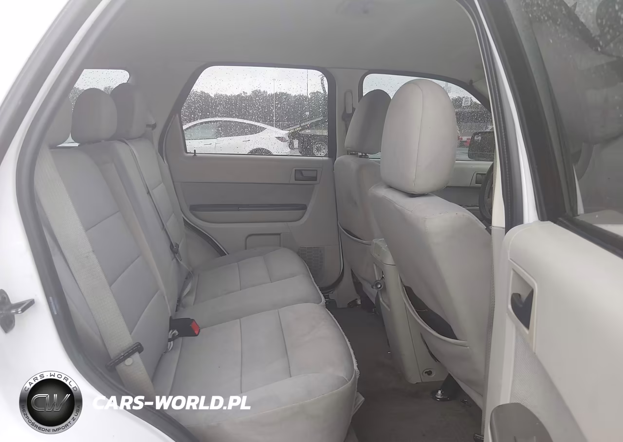 2011 Ford Escape Xlt VIN:1FMCU9DG8BKB73975 - 8