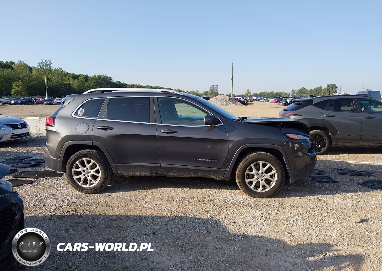 2016 Jeep Cherokee Latitude VIN:1C4PJMCB9GW338066 - 13