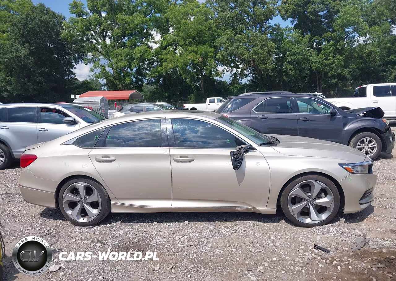 2018 Honda Accord Touring VIN:1HGCV1F9XJA022966 - 13