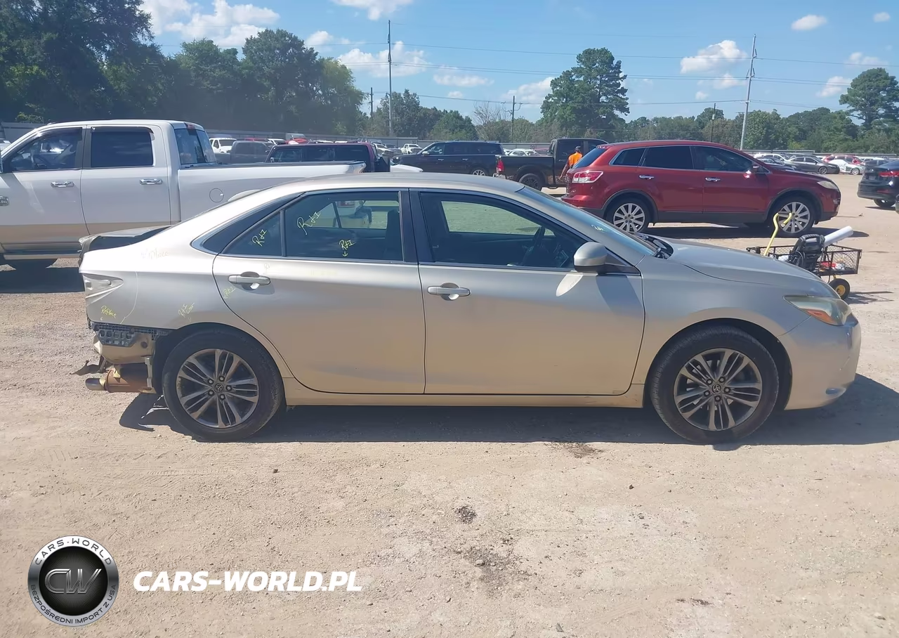 2015 Toyota Camry Se VIN:4T1BF1FK3FU064262 - 13