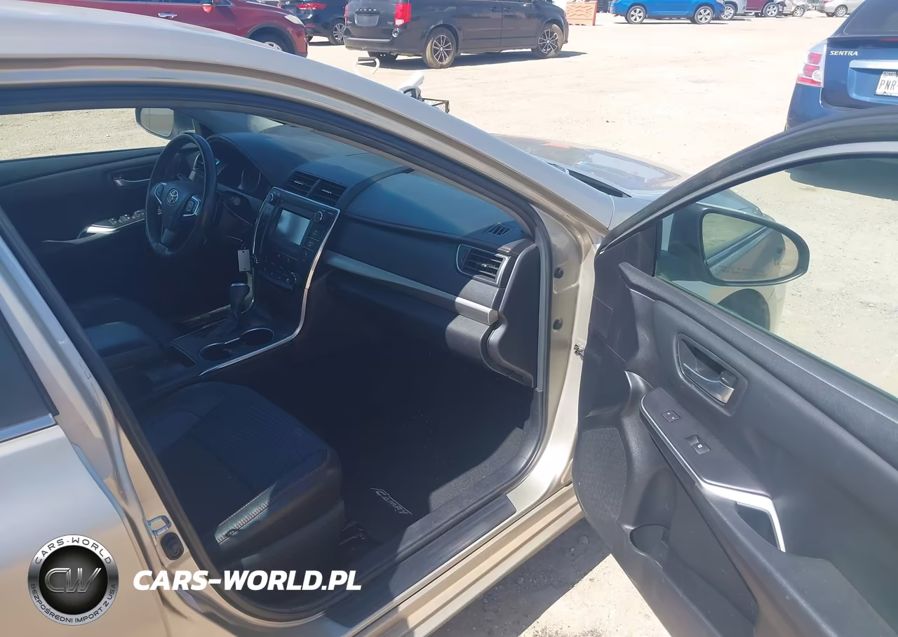 2015 Toyota Camry Se VIN:4T1BF1FK3FU064262 - 5