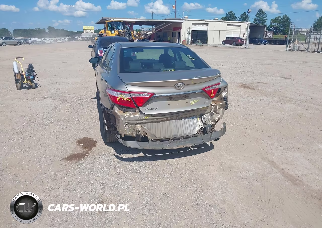 2015 Toyota Camry Se VIN:4T1BF1FK3FU064262 - 6