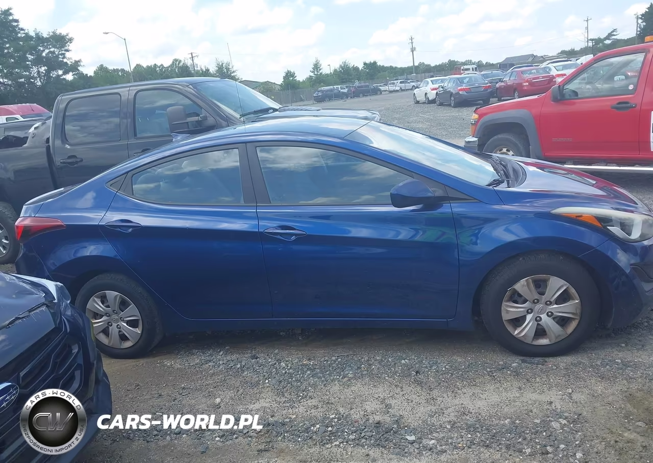 2016 Hyundai Elantra Se VIN:5NPDH4AE6GH738376 - 13