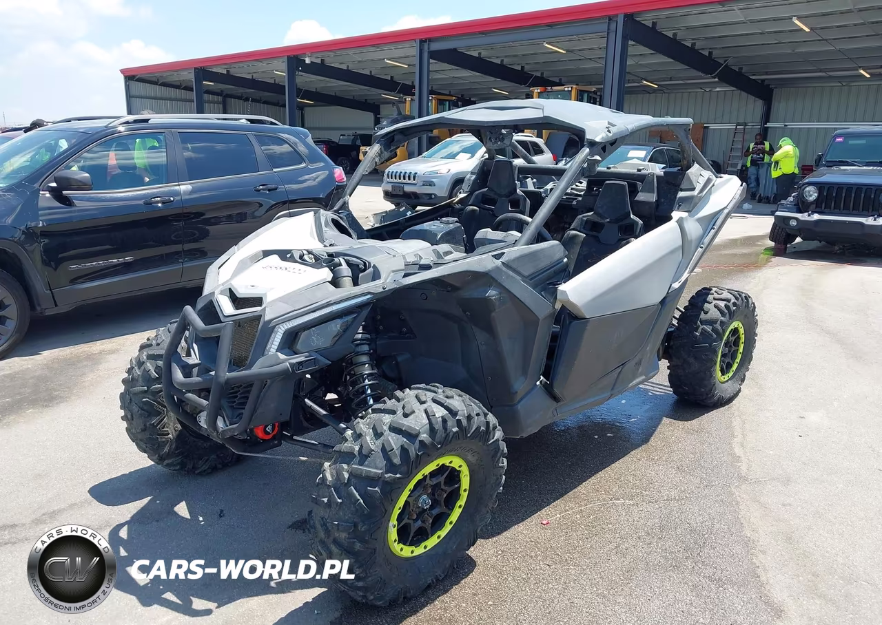 2017 Can-Am Maverick X3 X Ds Turbo R VIN:3JBVDAW2XHK001124 - 2