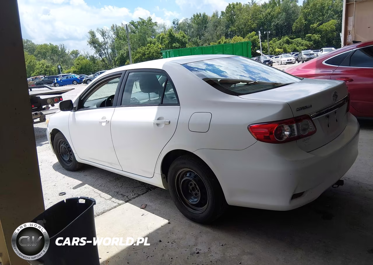 2011 Toyota Corolla Le VIN:2T1BU4EE0BC635897 - 3