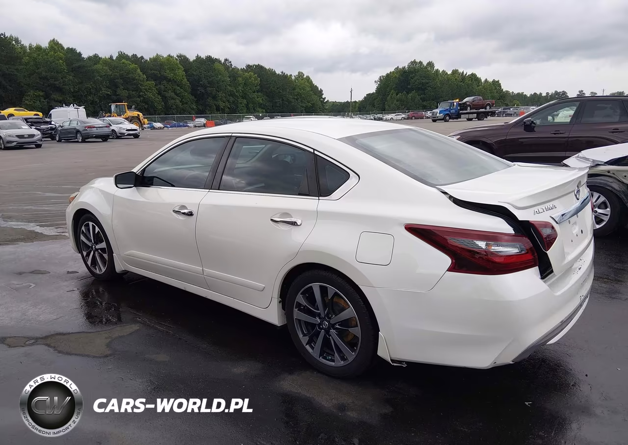 2017 Nissan Altima 2.5 Sr VIN:1N4AL3AP4HC298352 - 3