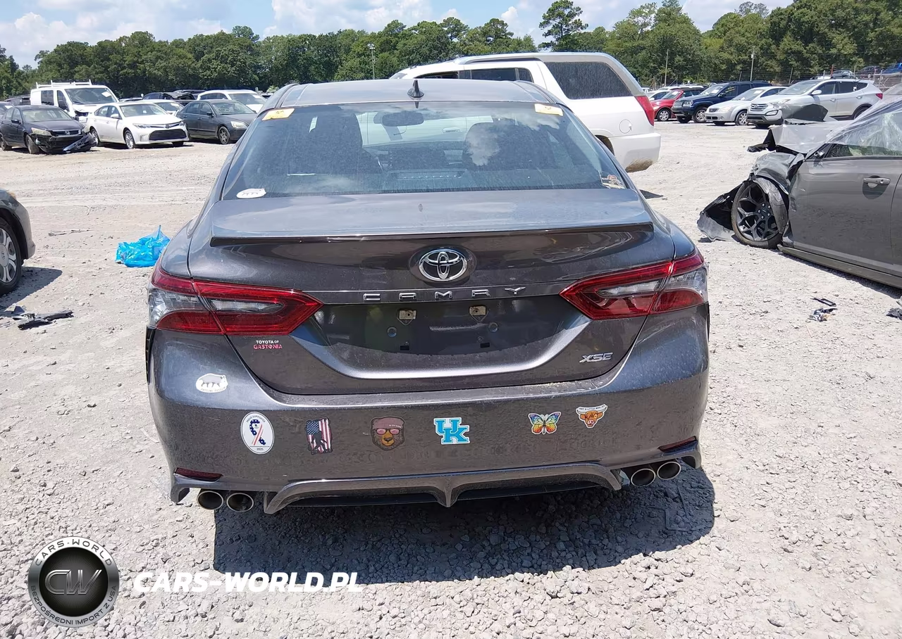 2021 Toyota Camry Xse VIN:4T1K61AK5MU610547 - 16