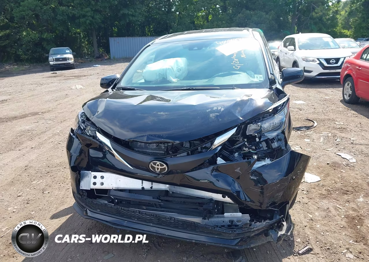 2026 Toyota Sienna Le VIN:5TDKSKFC4TS244879 - 12