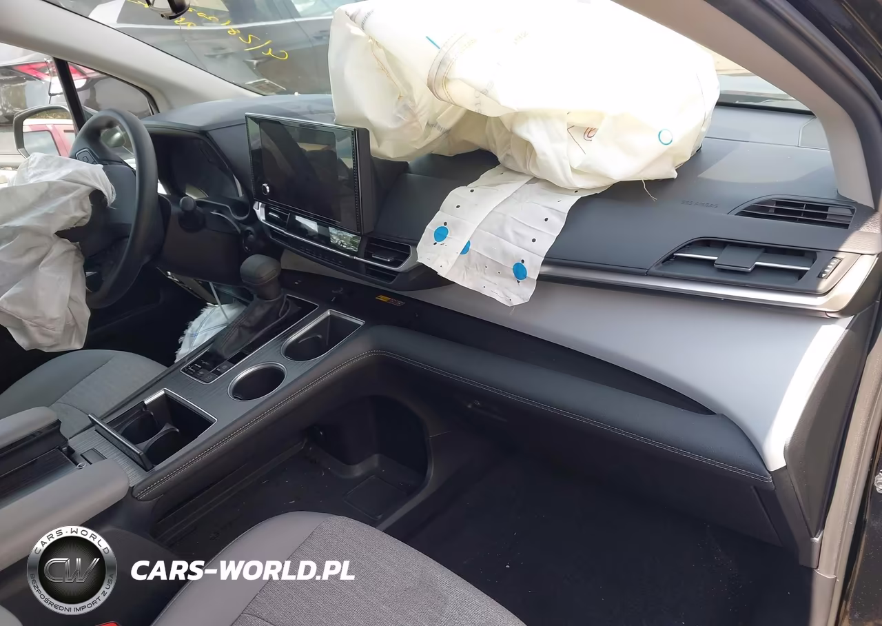 2026 Toyota Sienna Le VIN:5TDKSKFC4TS244879 - 5