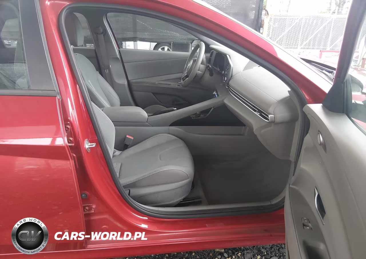2022 Hyundai Elantra Sel VIN:5NPLM4AG1NH075174 - 5