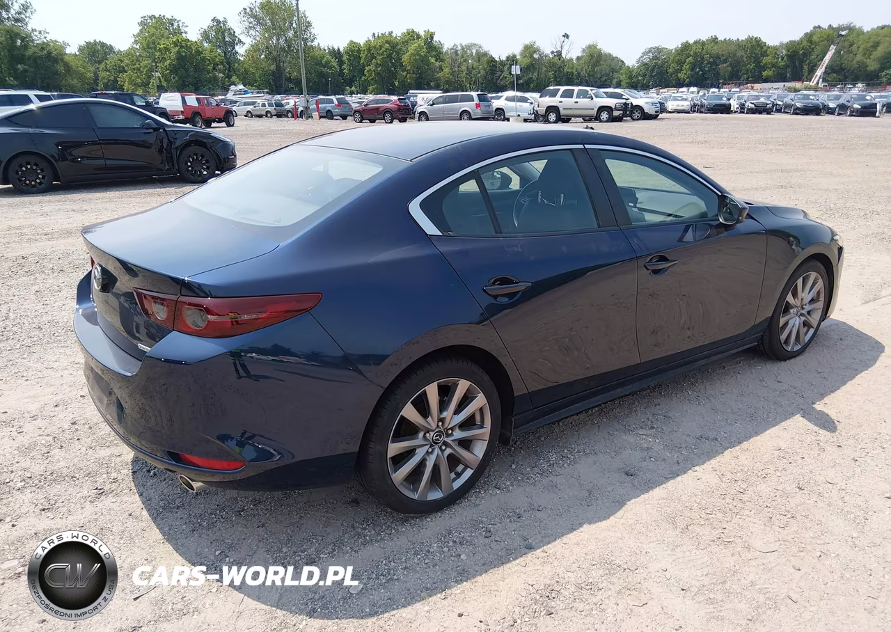 2020 Mazda Mazda3 Select Package VIN:3MZBPBCM7LM118379 - 4