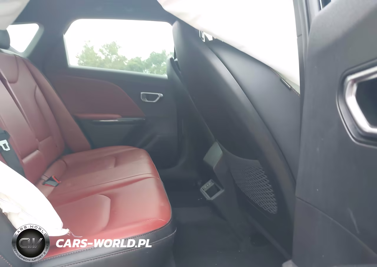 2025 Kia K4 Gt-Line VIN:3KPFW4DE5SE188840 - 8