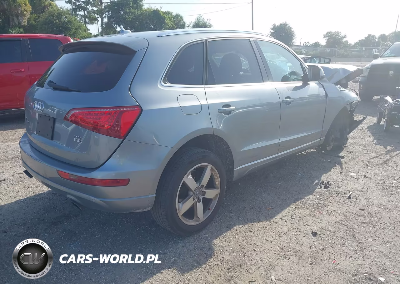 2010 Audi Q5 3.2 Premium VIN:WA1VKBFP3AA049781 - 4