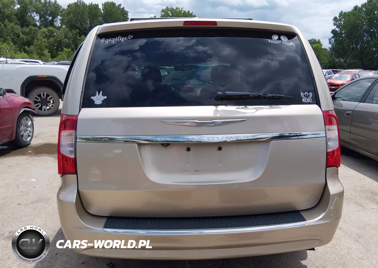 2014 Chrysler Town & Country Touring VIN:2C4RC1BG0ER232366 - 17