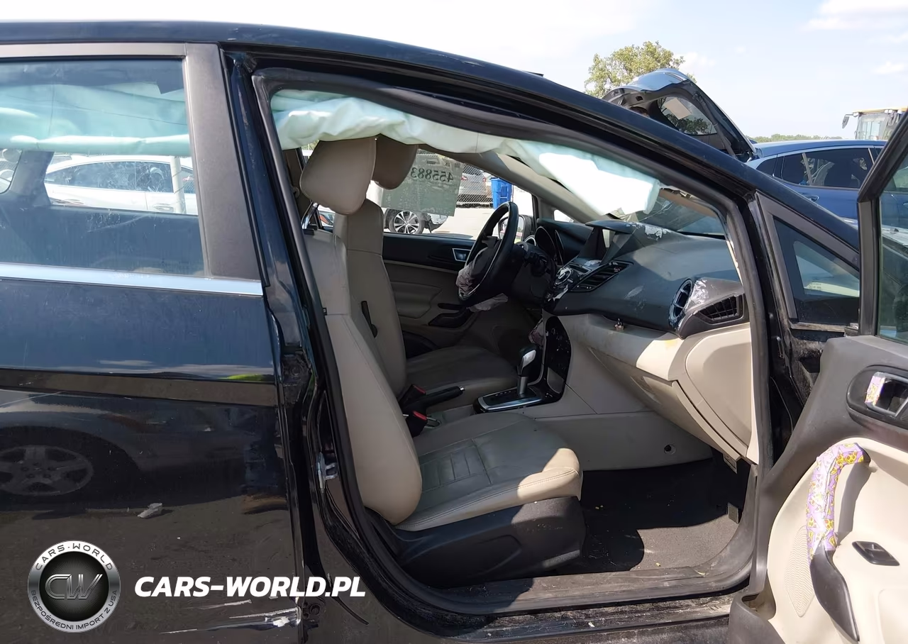 2017 Ford Fiesta Titanium VIN:3FADP4CJ3HM129664 - 5