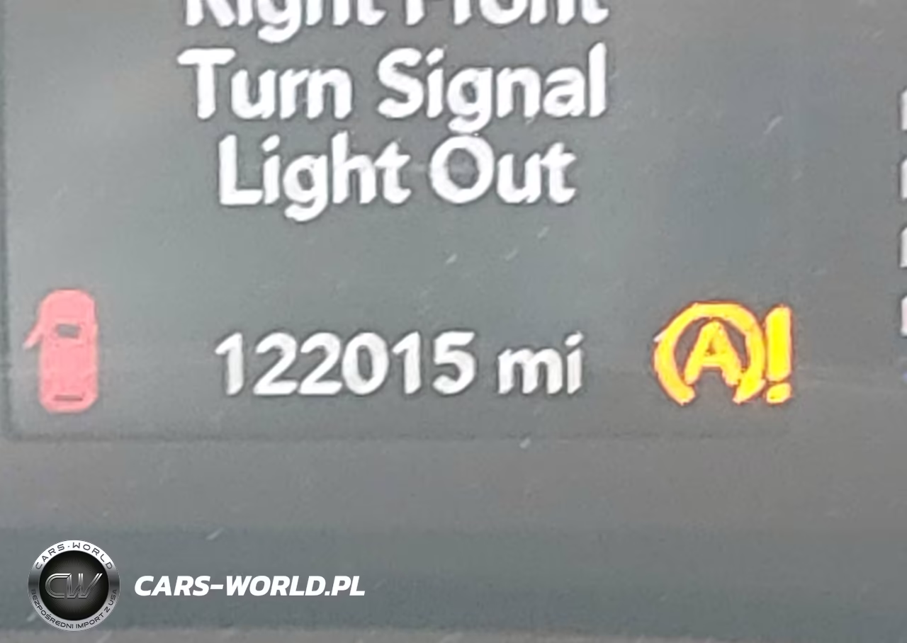 2020 Chrysler Voyager Lxi VIN:2C4RC1DG5LR262201 - 15