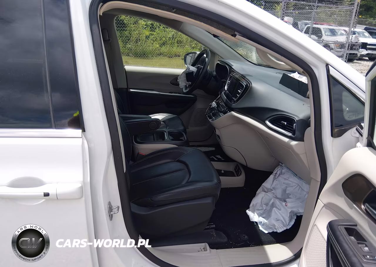 2020 Chrysler Voyager Lxi VIN:2C4RC1DG5LR262201 - 5