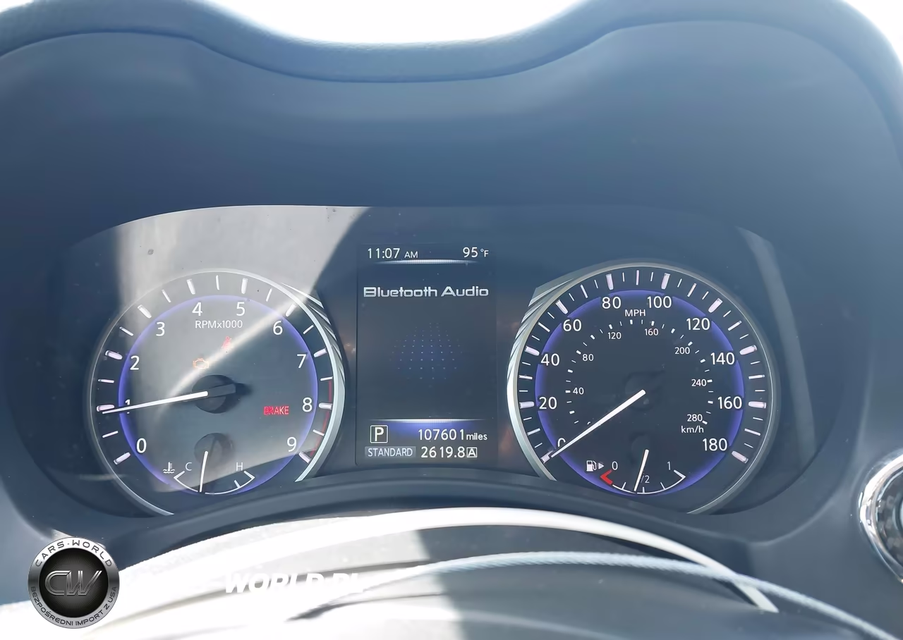 2015 Infiniti Q50 Premium VIN:JN1BV7AP2FM342813 - 7