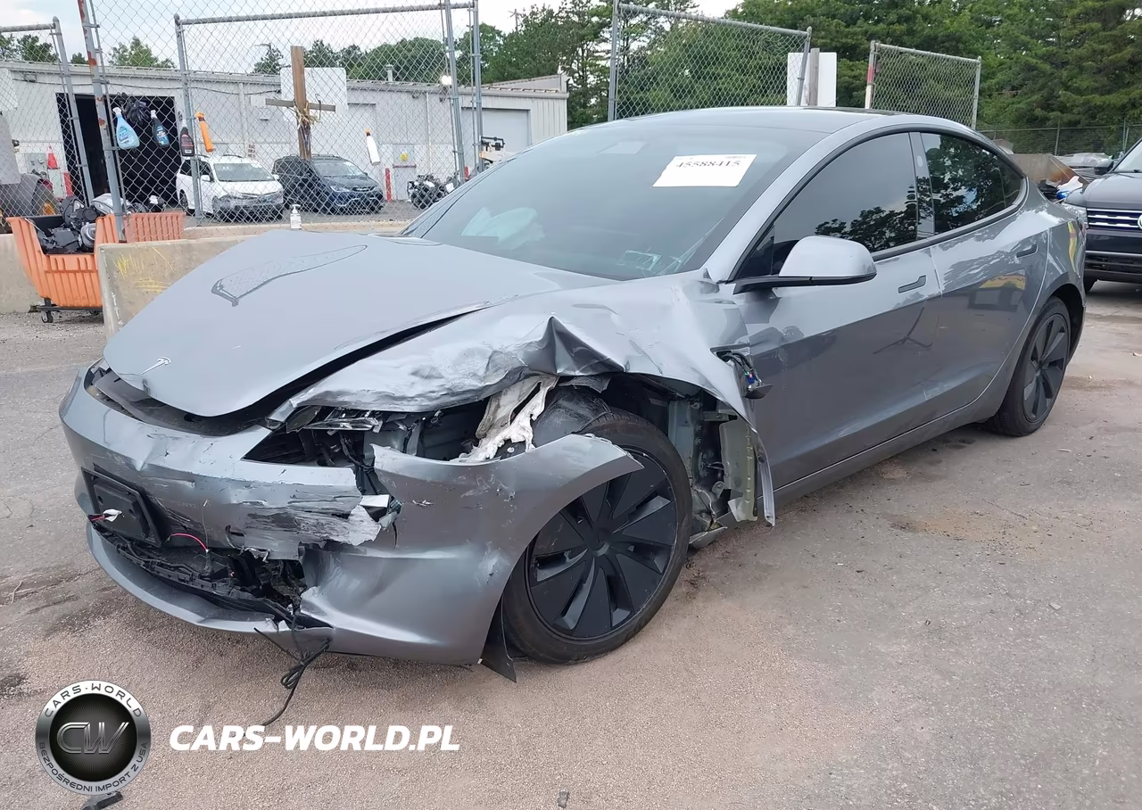 2025 Tesla Model 3 Long Range Rear-Wheel Drive-Standard Rear-Wheel Drive VIN:5YJ3E1EA9SF063592 - 2