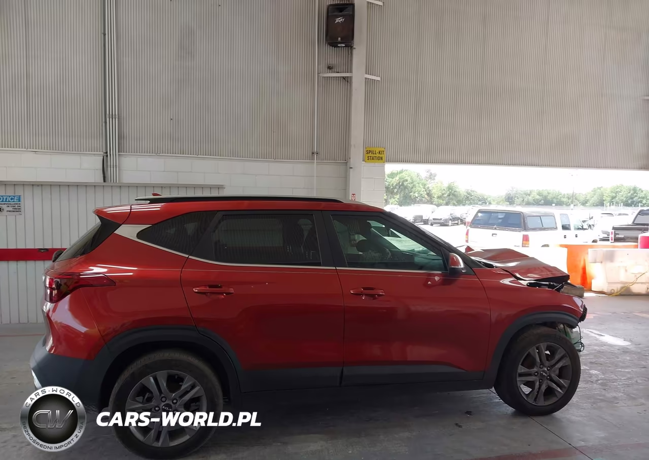 2023 Kia Seltos S VIN:KNDEU2AA6P7351123 - 13