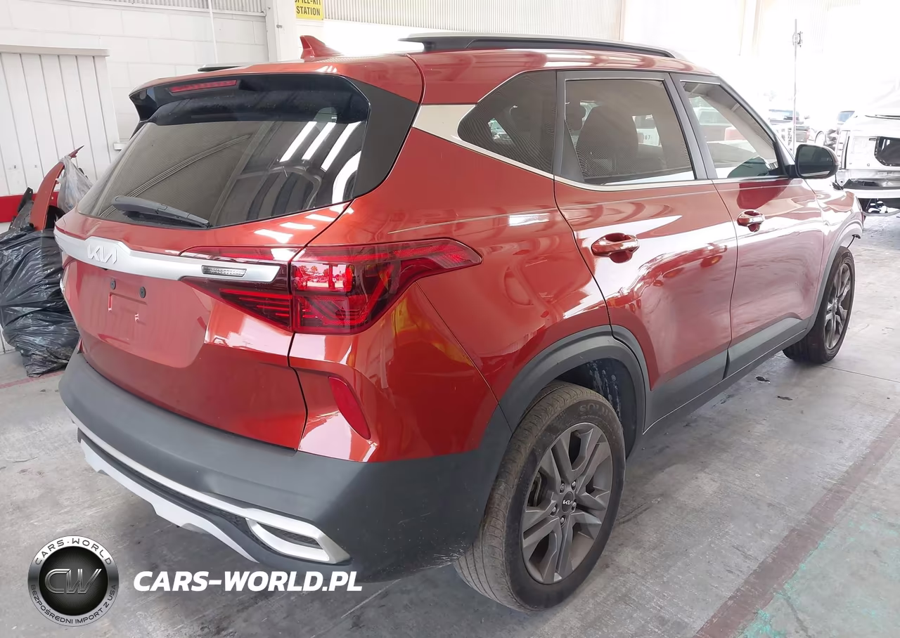 2023 Kia Seltos S VIN:KNDEU2AA6P7351123 - 4