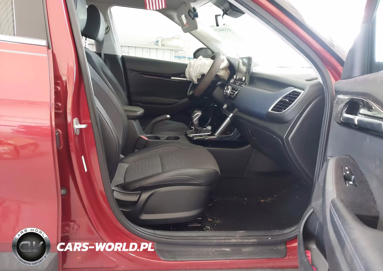 2023 Kia Seltos S VIN:KNDEU2AA6P7351123 - 5