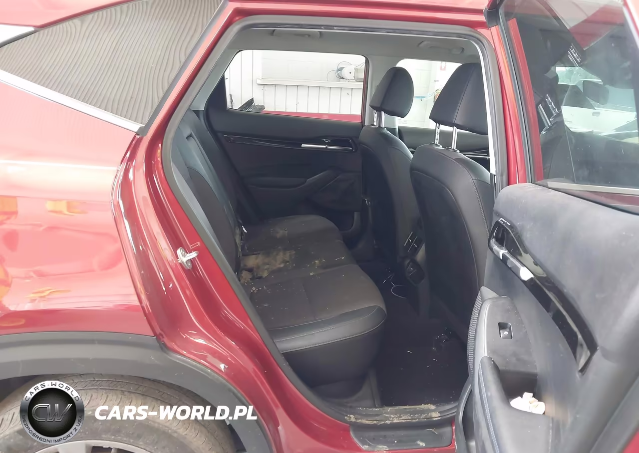 2023 Kia Seltos S VIN:KNDEU2AA6P7351123 - 8