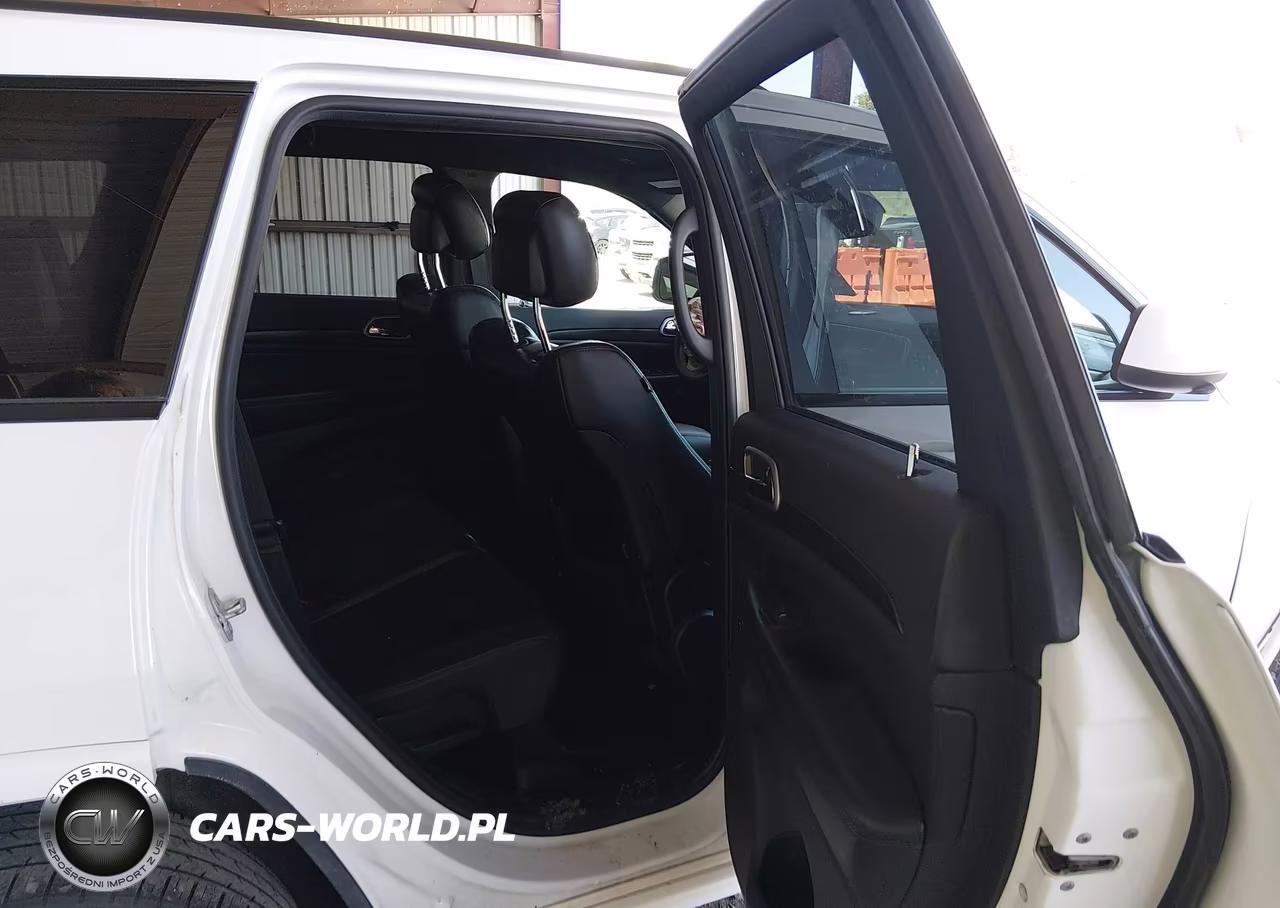 2017 Jeep Grand Cherokee Altitude VIN:1C4RJFAG9HC919010 - 8