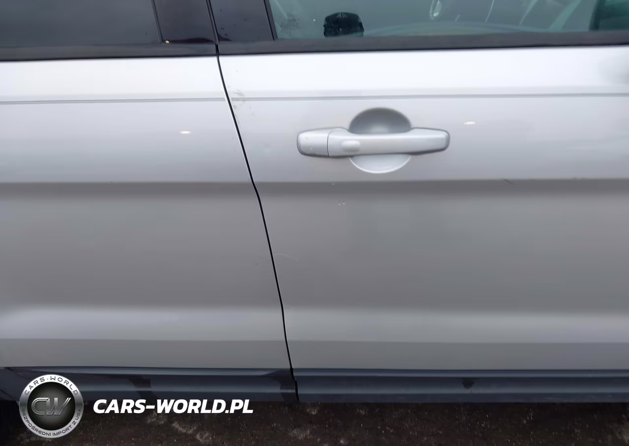 2015 Ford Explorer Sport VIN:1FM5K8GT4FGC14869 - 17