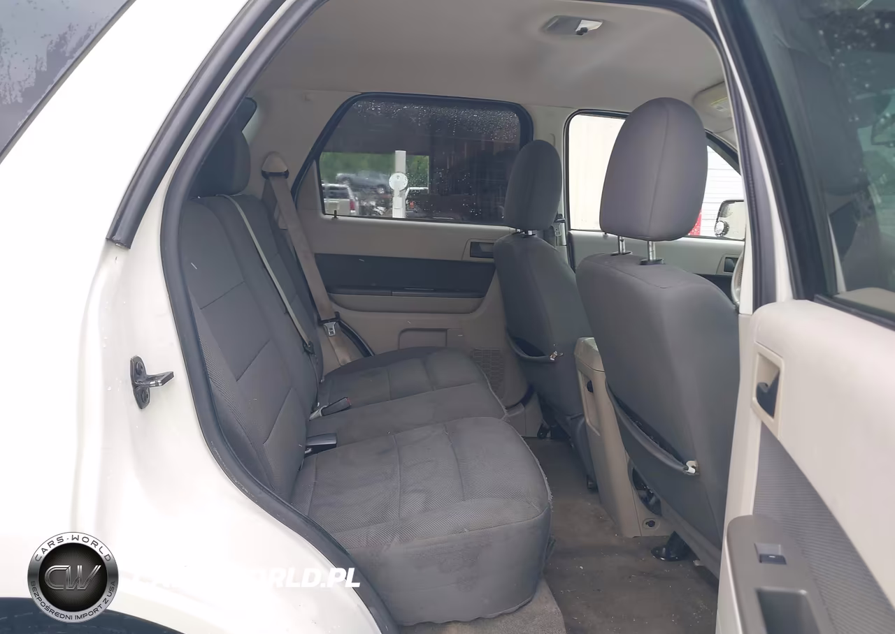 2010 Ford Escape Xlt VIN:1FMCU0DG9AKA01352 - 8