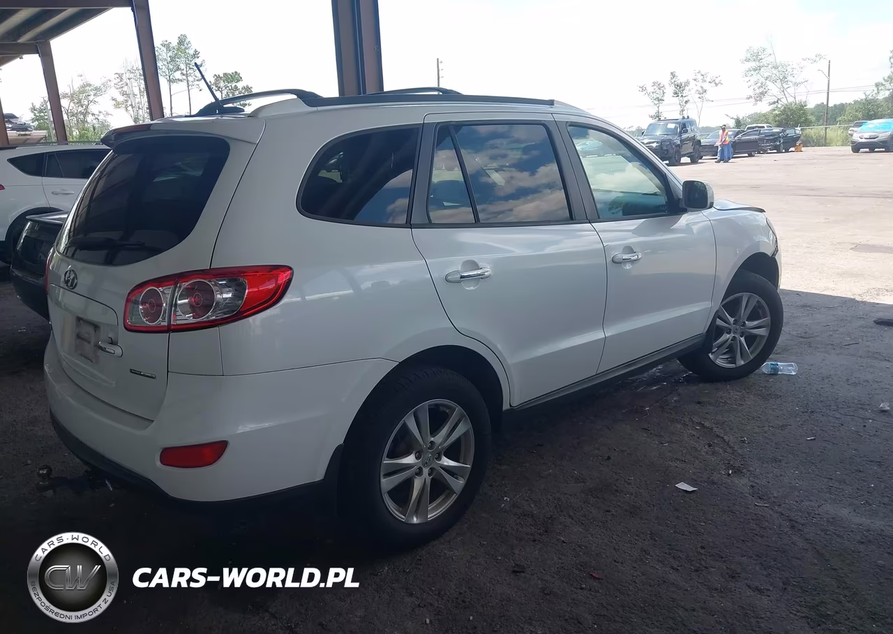 2012 Hyundai Santa Fe Limited V6 VIN:5XYZKDAG7CG152764 - 4